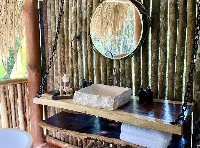 Nuscaa Boutique Tree House & Hotel Puerto Morelos