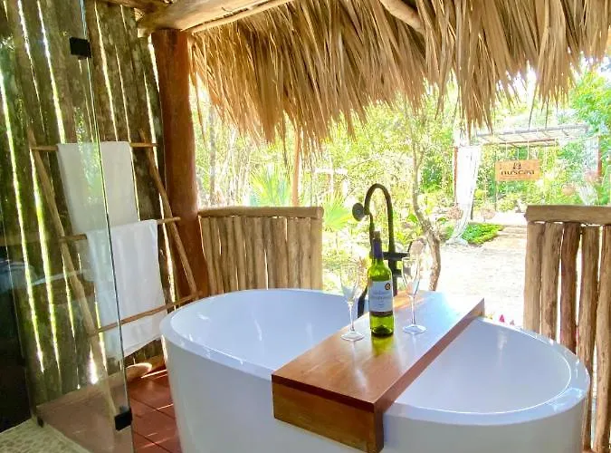 Nuscaa Boutique Tree House & Hotel 4*
